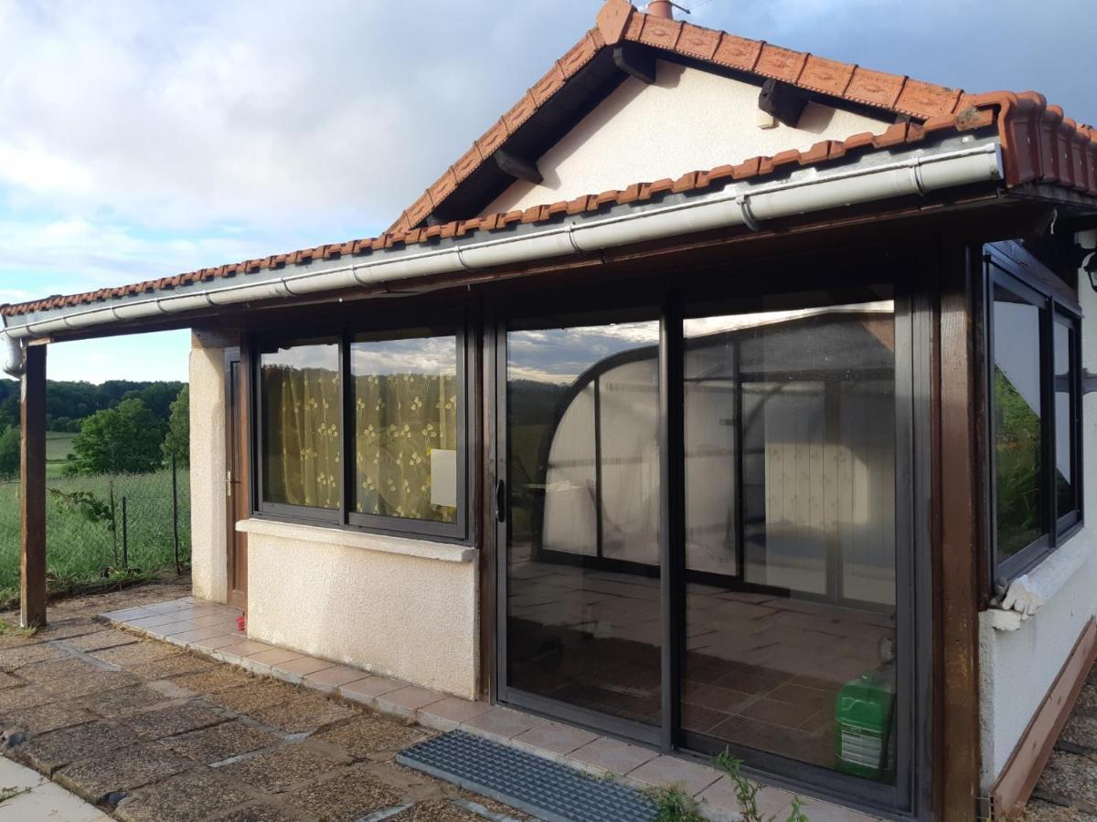 Maison A La Campagne Avec Piscine Flayat Ngoại thất bức ảnh